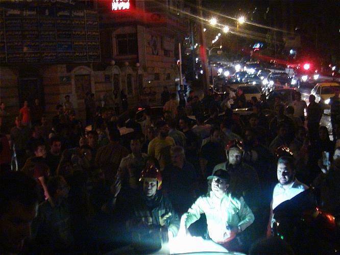 (تصاویر) تصادف جرثقیل با 8 خودرو در پاسداران (تصاویر) تصادف جرثقیل با 8 خودرو در پاسداران