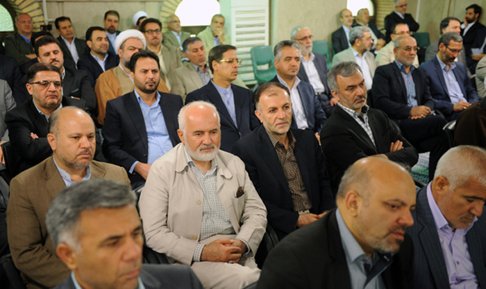 (تصاویر) دیدار نمایندگان مجلس با رهبرانقلاب (تصاویر) دیدار نمایندگان مجلس با رهبرانقلاب