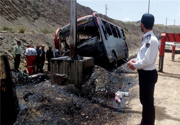 (تصاویر) تصادف دلخراش و مرگ 4 نفر در فیروزکوه (تصاویر) تصادف دلخراش و مرگ 4 نفر در فیروزکوه