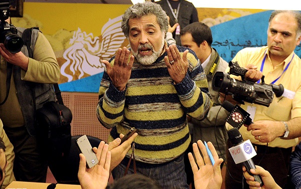 تصویر امام خمینی کی بر روی پرده سینما می‌رود؟