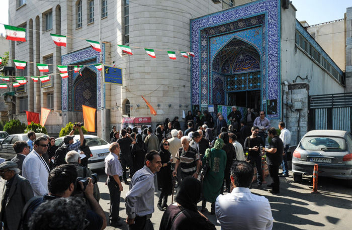 (تصاویر) مجلس ترحیم سپانلو (تصاویر) مجلس ترحیم سپانلو