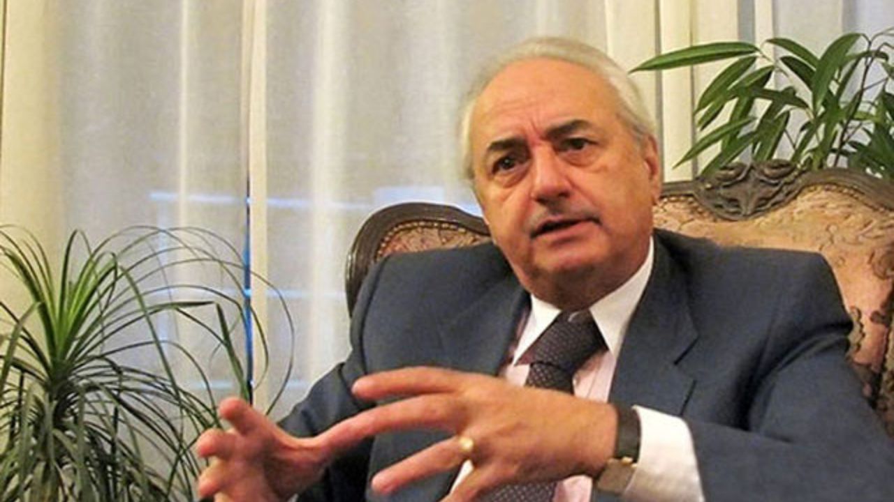 آیا پیشبینی دلار ۱۸ هزار تومانی و توافق محدود، محقق میشود؟ آیا پیشبینی دلار ۱۸ هزار تومانی و توافق محدود، محقق میشود؟