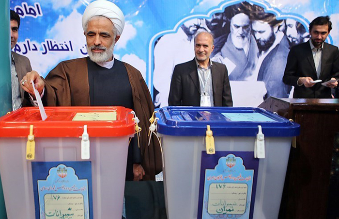 (تصاویر) مقامات و شخصیت ها پای صندوق رای (تصاویر) مقامات و شخصیت ها پای صندوق رای