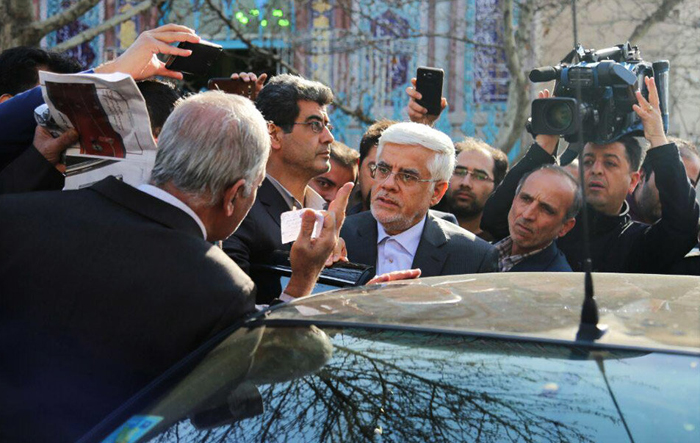 (تصاویر) مقامات و شخصیت ها پای صندوق رای (تصاویر) مقامات و شخصیت ها پای صندوق رای
