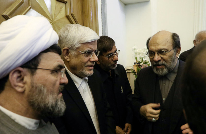 (تصاویر) مراسم تشییع آیت الله واعظ طبسی (تصاویر) مراسم تشییع آیت الله واعظ طبسی