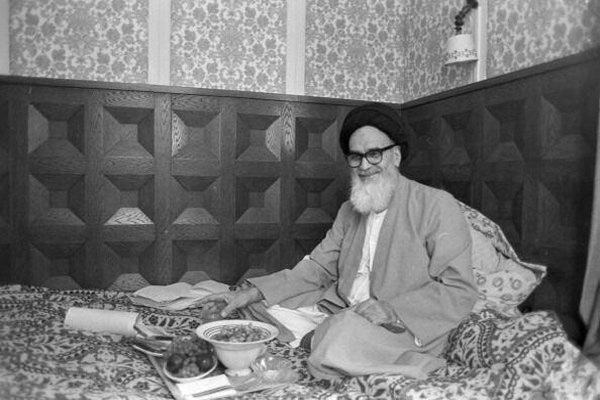 تصویر کمتر دیده شده از امام خمینی (ره) تصویر کمتر دیده شده از امام خمینی (ره)