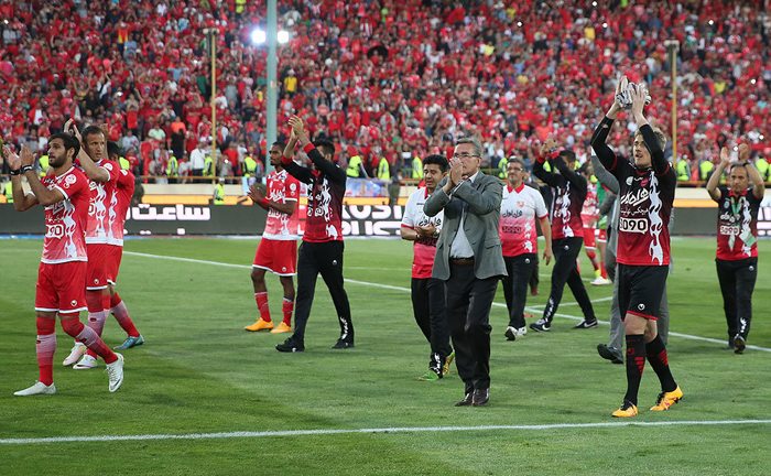 (تصاویر) اشک و آه پرسپولیسیها در آزادی (تصاویر) اشک و آه پرسپولیسیها در آزادی