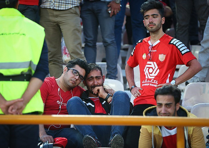 (تصاویر) اشک و آه پرسپولیسیها در آزادی (تصاویر) اشک و آه پرسپولیسیها در آزادی