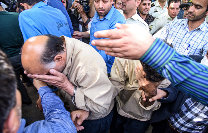 (تصاویر) بازسازی سرقت ساختگی از طلافروشی (تصاویر) بازسازی سرقت ساختگی از طلافروشی