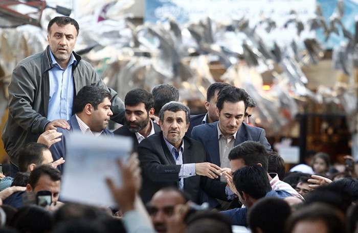 (تصاویر) سخنرانی احمدی نژاد در زنجان (تصاویر) سخنرانی احمدی نژاد در زنجان