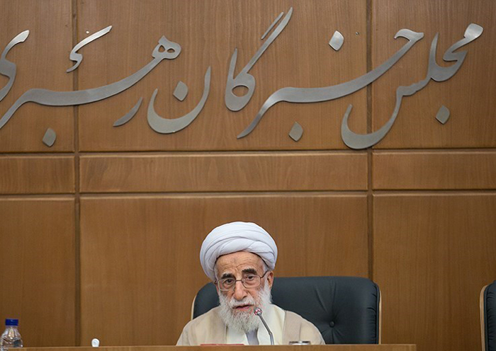 (تصاویر) ضیافت شام خبرگان با آیت‌الله جنتی