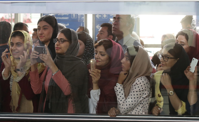 (تصاویر) استقبال پرشور از تیم ملی والیبال (تصاویر) استقبال پرشور از تیم ملی والیبال