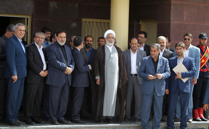 (تصاویر) بازدید آملی لاریجانی از کهریزک (تصاویر) بازدید آملی لاریجانی از کهریزک