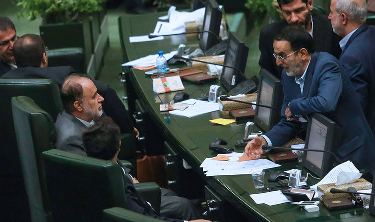 زیر پوست زیر پوست