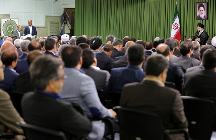 (تصاویر) دیدار نمایندگان مجلس با رهبرانقلاب (تصاویر) دیدار نمایندگان مجلس با رهبرانقلاب