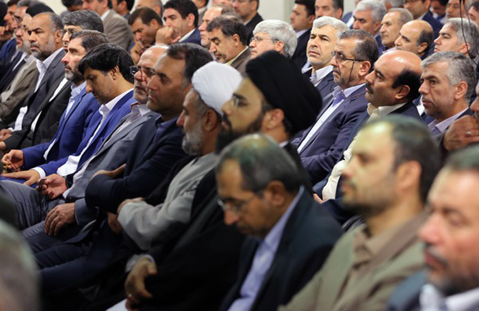 (تصاویر) دیدار نمایندگان مجلس با رهبرانقلاب (تصاویر) دیدار نمایندگان مجلس با رهبرانقلاب