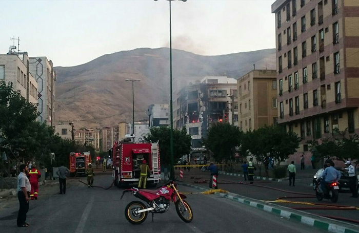 (تصاویر) آتش سوزی مهیب در غرب تهران (تصاویر) آتش سوزی مهیب در غرب تهران