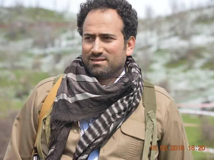 یکی از فرماندهان حزب دموکرات کردستان در درگیری با سپاه کشته شد +(تصویر) یکی از فرماندهان حزب دموکرات کردستان در درگیری با سپاه کشته شد +(تصویر)