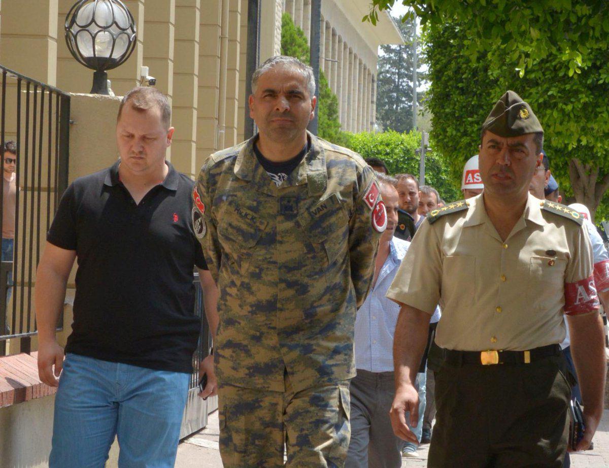 فرمانده پایگاه اینجرلیک ترکیه بازداشت شد +(تصویر) فرمانده پایگاه اینجرلیک ترکیه بازداشت شد +(تصویر)
