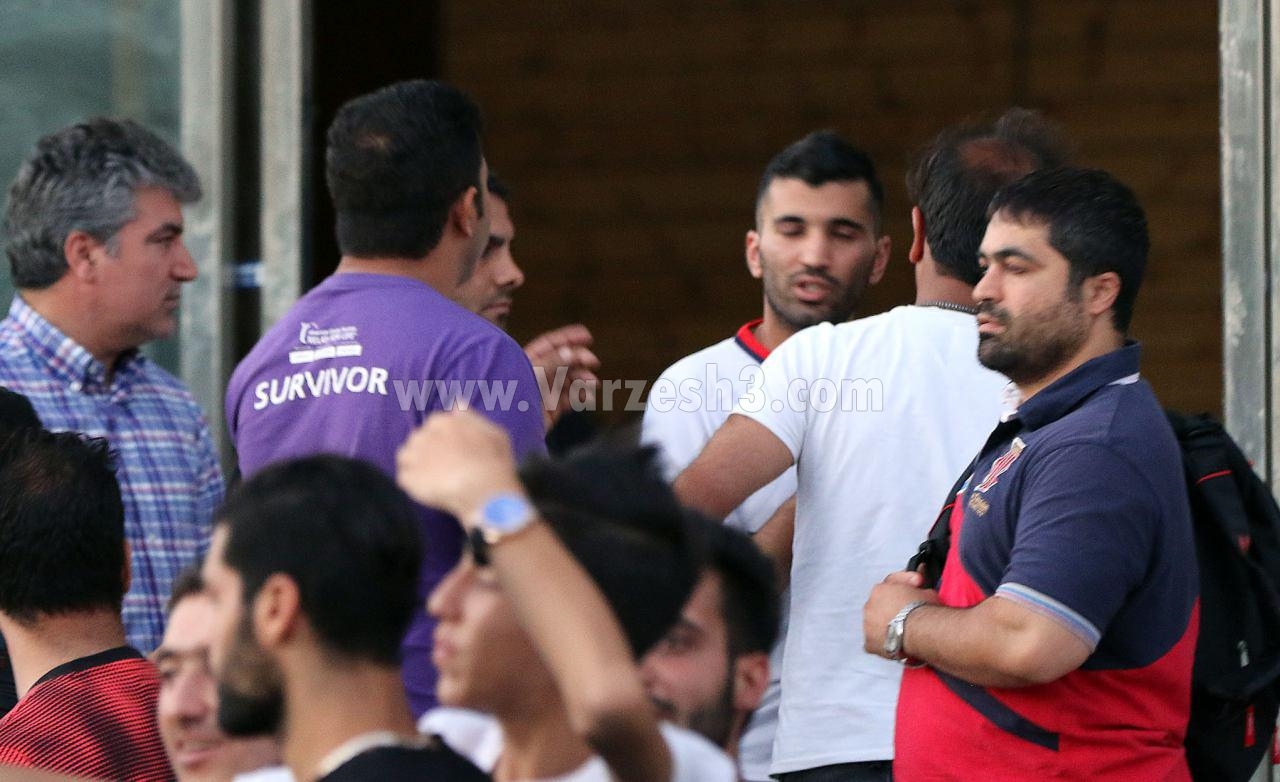 درگیری لفظی در تمرین پرسپولیس +(تصاویر)