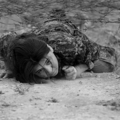 (تصاویر) زنان ایزدی؛ جنگجویان کوهستان