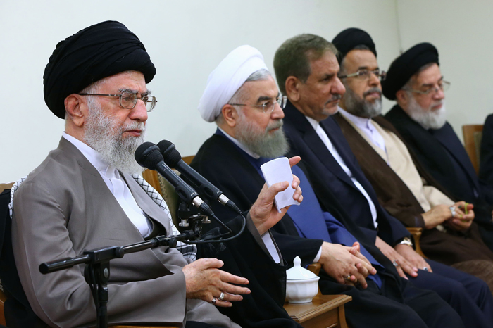 (تصاویر) دیدار اعضای هیأت دولت با رهبر انقلاب (تصاویر) دیدار اعضای هیأت دولت با رهبر انقلاب