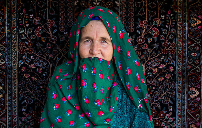 (تصاویر) زنان پنجه طلا