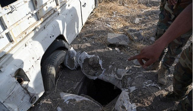(تصاویر) تونلهای زیرزمینی داعش در اطراف موصل (تصاویر) تونلهای زیرزمینی داعش در اطراف موصل