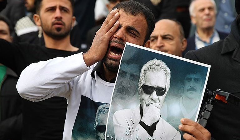 امروز به روایت تصویر// تشییع مرحوم پورحیدری، لیگ فوتبال بانوان، جشن تولد بازیکن افسانهای و ... امروز به روایت تصویر// تشییع مرحوم پورحیدری، لیگ فوتبال بانوان، جشن تولد بازیکن افسانهای و ...