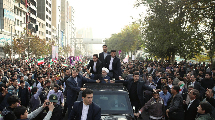 (تصاویر) استقبال از روحانی در کرج (تصاویر) استقبال از روحانی در کرج