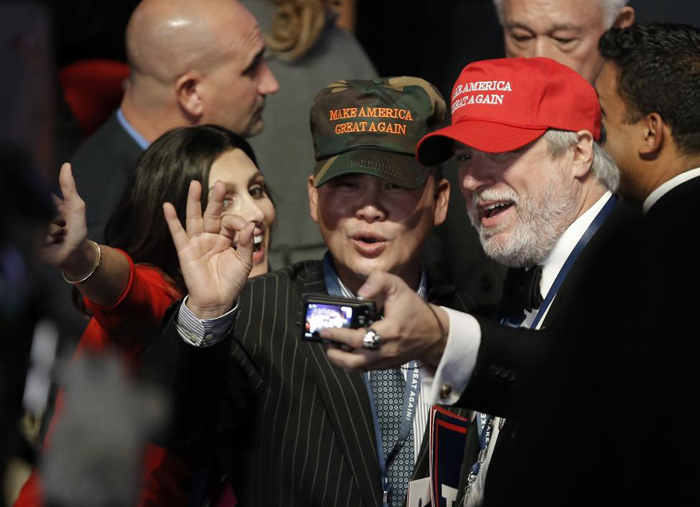 (تصاویر) هواداران شادمان ترامپ