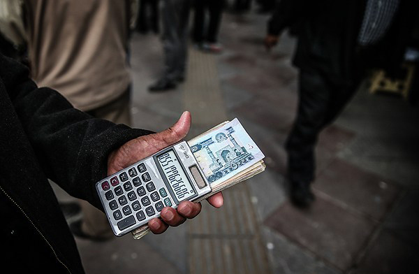 (تصاویر) بازار ارز تهران در روز پیروزی ترامپ