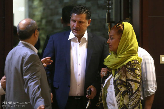 دایی: درآمد همسرم گاهی از من بیشتر است دایی: درآمد همسرم گاهی از من بیشتر است