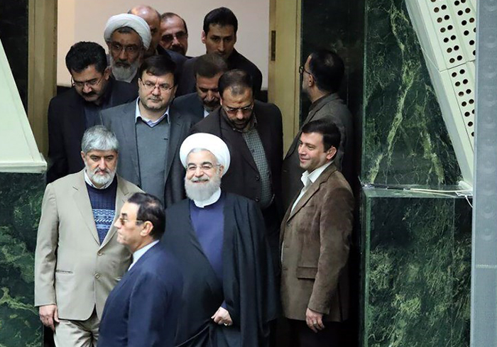 (تصاویر) روحانی بودجه96 را تقدیم مجلس کرد (تصاویر) روحانی بودجه96 را تقدیم مجلس کرد