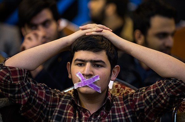 حاشیه های حضور رئیس جمهوری در دانشگاه