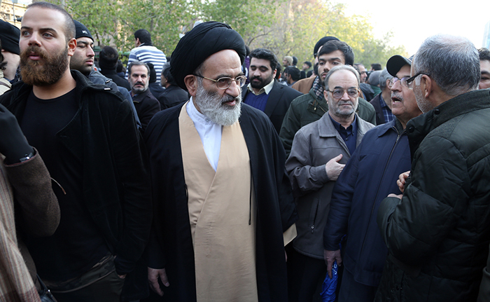 (تصاویر) مقامات و شخصیتها در بدرقه هاشمی (تصاویر) مقامات و شخصیتها در بدرقه هاشمی