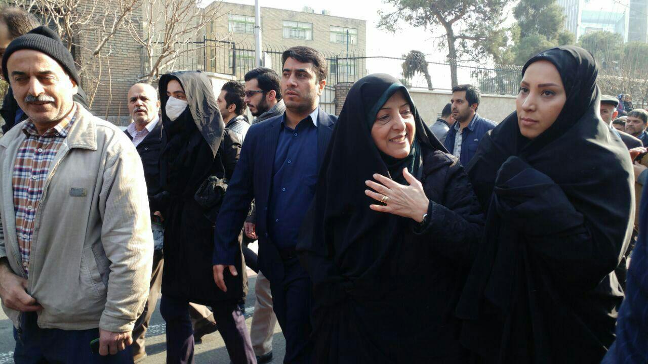 (گزارش لحظه به لحظه) مراسم تشییع آیت الله هاشمی (گزارش لحظه به لحظه) مراسم تشییع آیت الله هاشمی