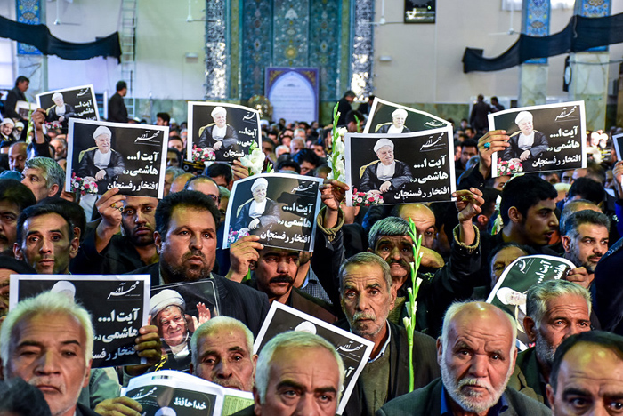 (تصاویر) ترحیم آیتالله هاشمی در رفسنجان (تصاویر) ترحیم آیتالله هاشمی در رفسنجان
