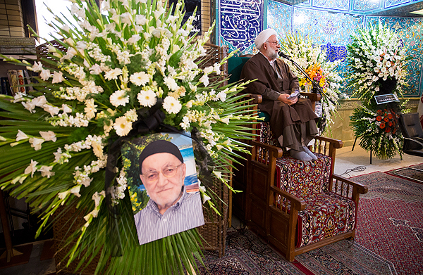 (تصاویر) تسلیت احمدینژاد به محمد سلیمانی (تصاویر) تسلیت احمدینژاد به محمد سلیمانی