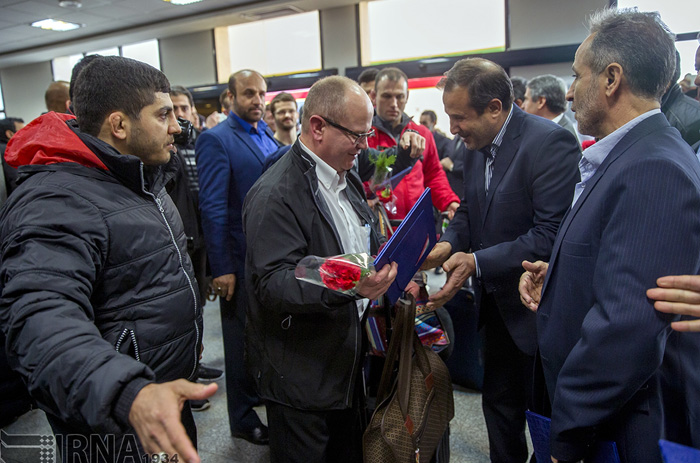 (تصاویر) استقبال از تیمکشتیامریکا در کرمانشاه (تصاویر) استقبال از تیمکشتیامریکا در کرمانشاه