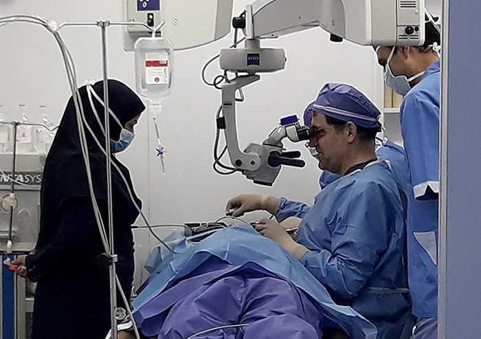 (تصاویر) ۱۵عمل جراحی توسط وزیر بهداشت (تصاویر) ۱۵عمل جراحی توسط وزیر بهداشت