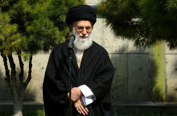 عدهای سوداگر به جان جنگلها و منابع کشور میافتند/ واردات میوه جزو کارهای غلط است عدهای سوداگر به جان جنگلها و منابع کشور میافتند/ واردات میوه جزو کارهای غلط است