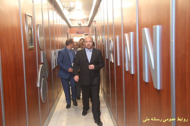 تصاویری از آخرین حضور نامزدهای ریاستجمهوری در تلویزیون تصاویری از آخرین حضور نامزدهای ریاستجمهوری در تلویزیون