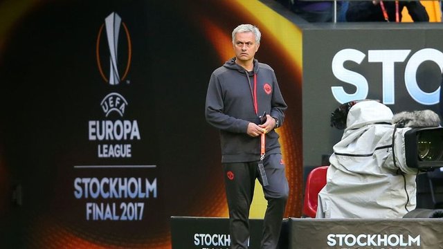 پر افتخارترین مربیان فوتبال جهان را بشناسید پر افتخارترین مربیان فوتبال جهان را بشناسید