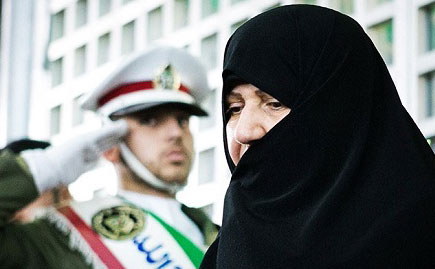 همسر حسن روحانی را بیشتر بشناسید همسر حسن روحانی را بیشتر بشناسید
