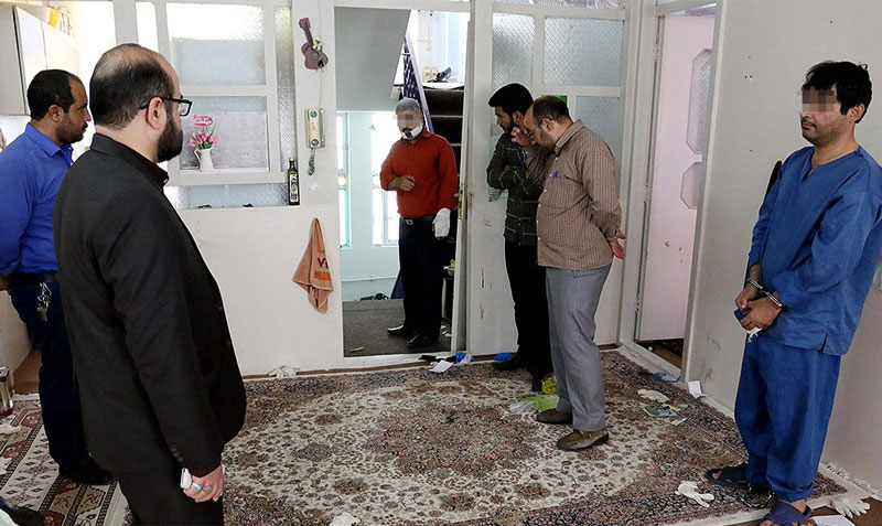 (تصاویر) بازسازی صحنه قتل در قم (تصاویر) بازسازی صحنه قتل در قم