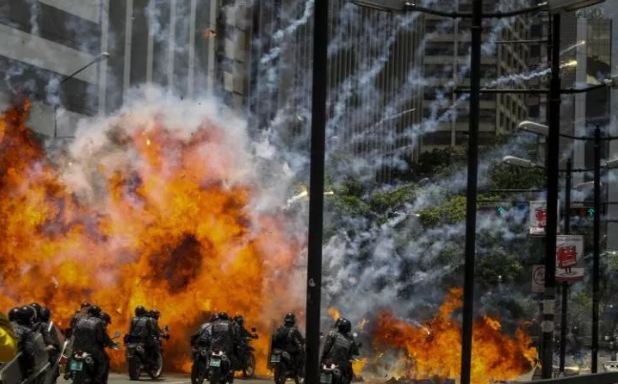 آیا ونزوئلا در آستانه جنگ داخلی است؟