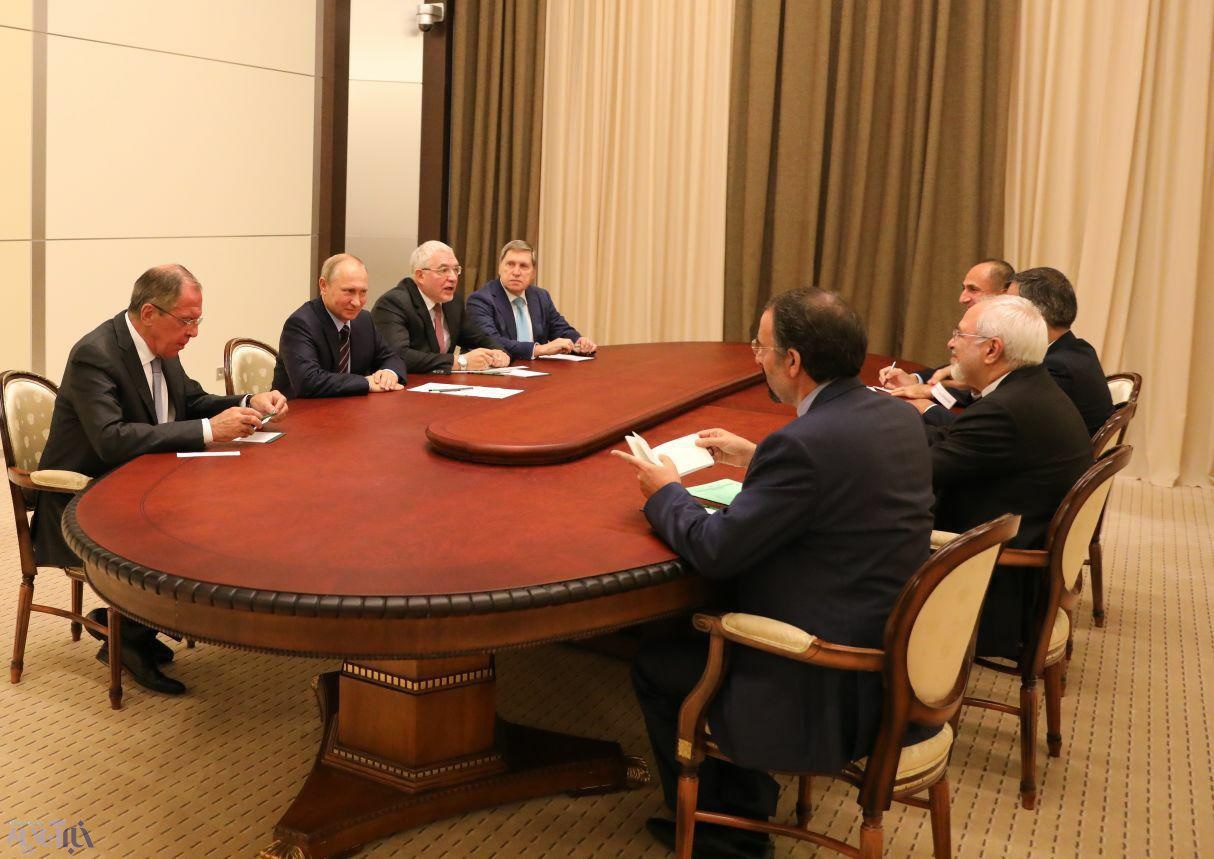 (تصاویر) ظریف با پوتین دیدار کرد