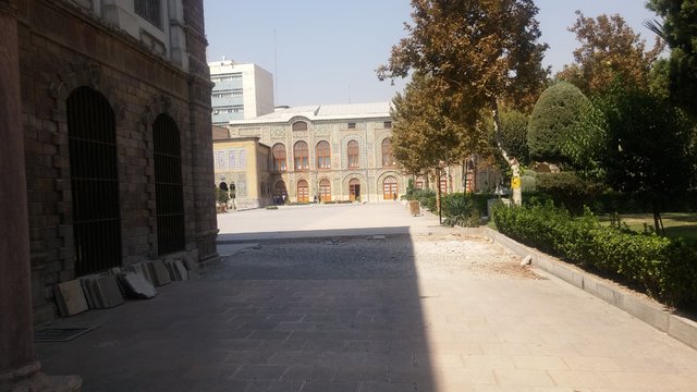فاجعه در کاخ گلستان! فاجعه در کاخ گلستان!