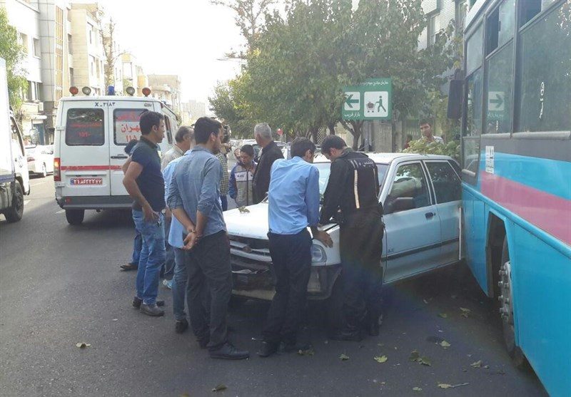 تشنج راننده اتوبوس پشت فرمان تشنج راننده اتوبوس پشت فرمان